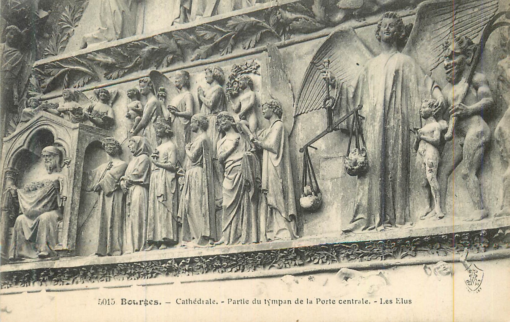 CPA Bourges Cathedrale Partie du Tympan de la Porte Centrale Les Elus
