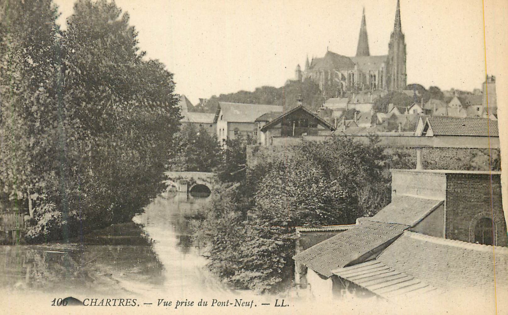CPA Chartres Vue Prise du Pont Neuf