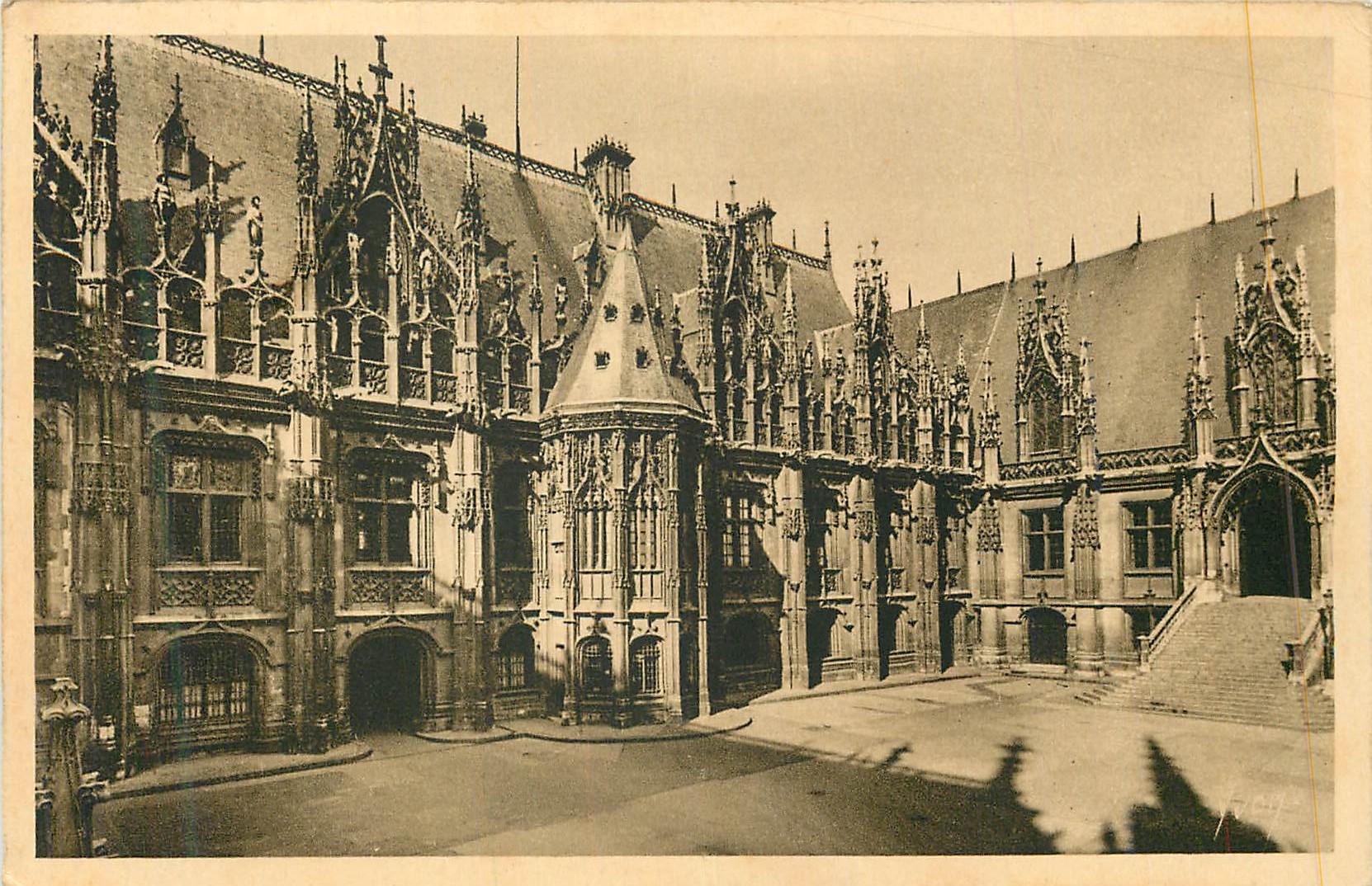 CPA Rouen (Seine Inferieur) Le Palais de Justice (1499