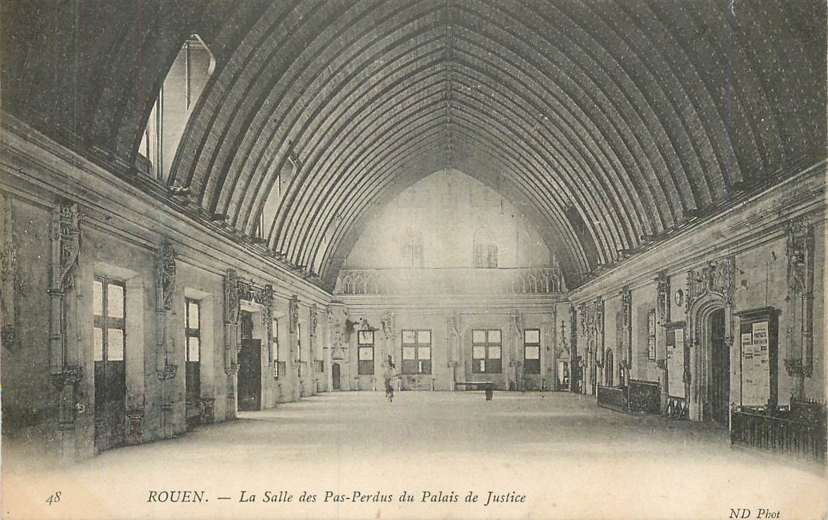 CPA Rouen La Salle de Pas Perdus du Palais de Justice