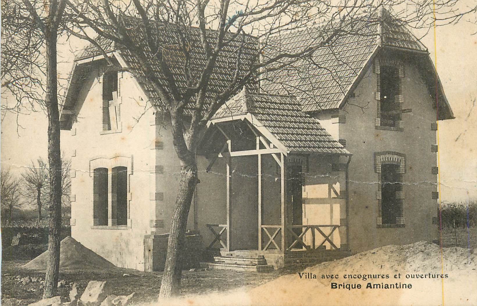 Villa avec encognaures et ouvertures — Brique Amiantine — Bessais-le-Frontenal