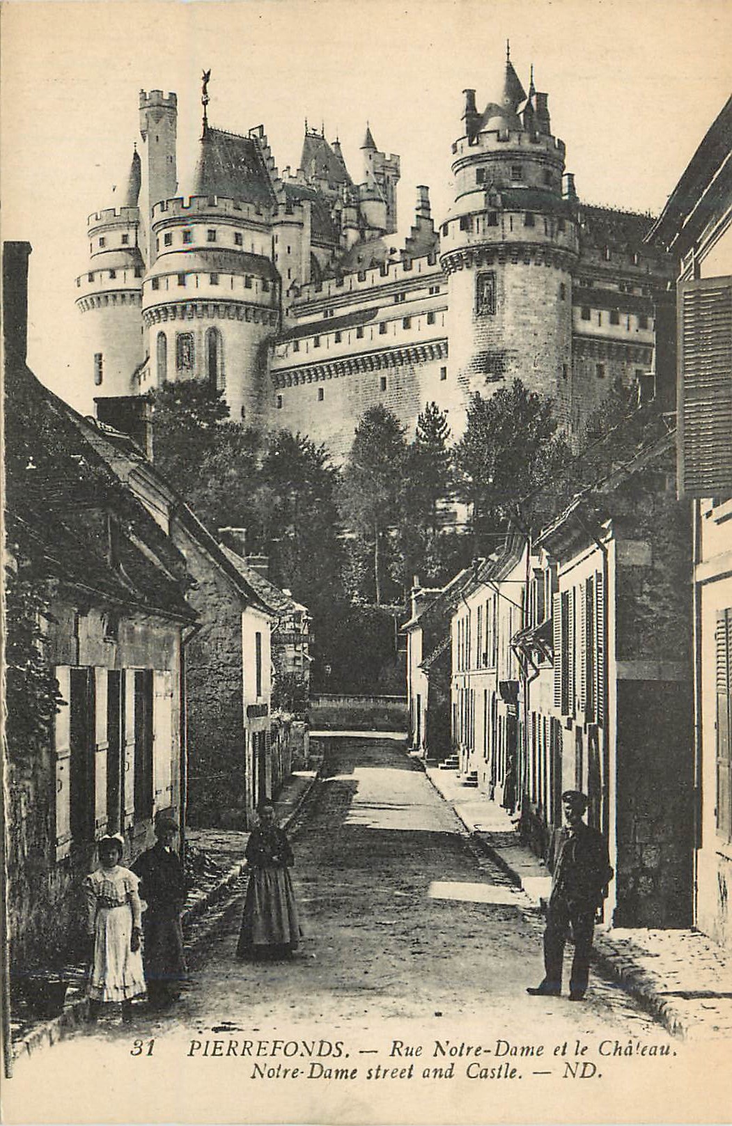 PierreFonds — Rue Notre-Dame et le Château — Imp. Lévy Fils et Cie, Paris