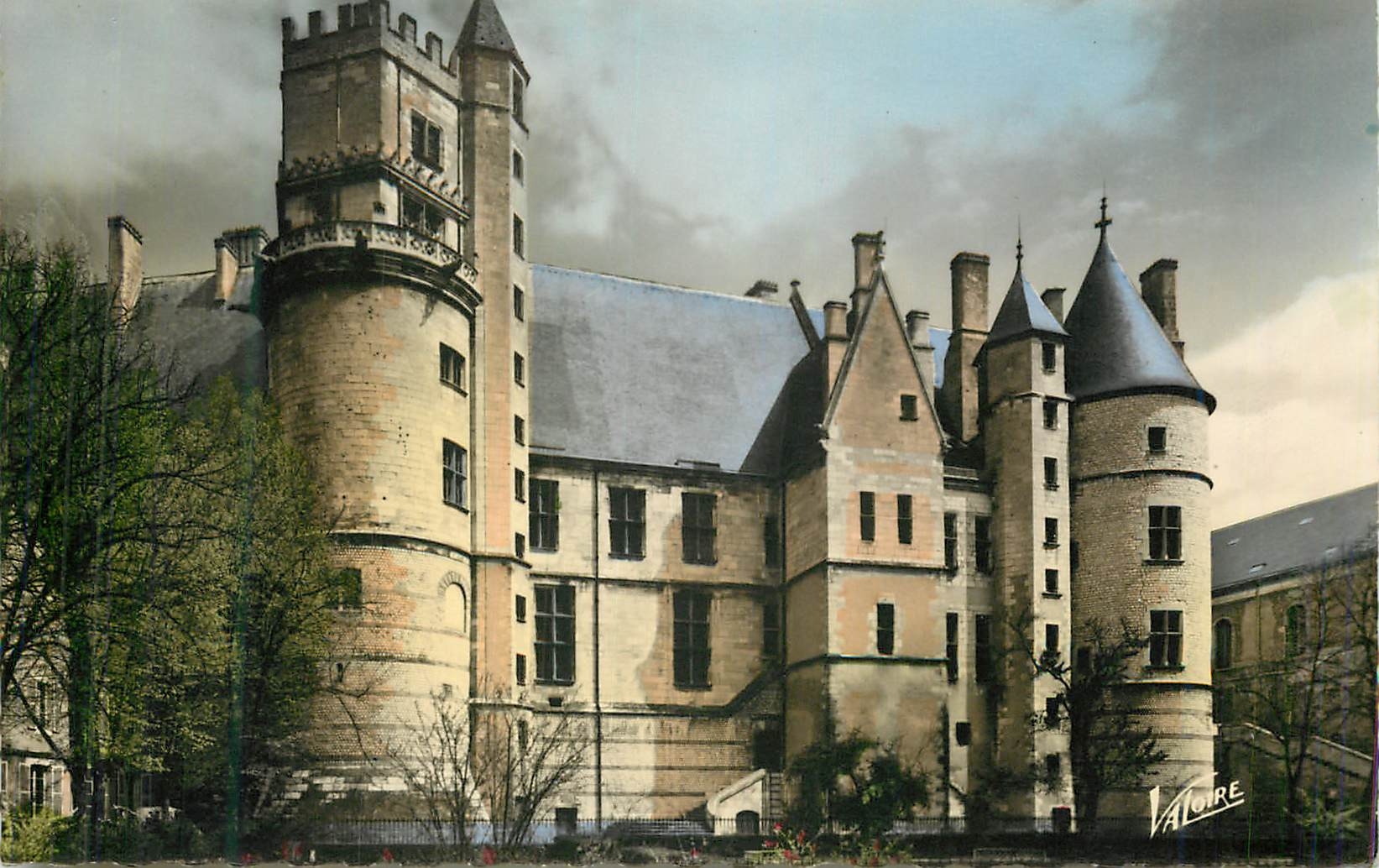 CPM Les Merveilles du Berry Bourges (Cher) Le Palais Jacques Coeur (XVe Siecle)