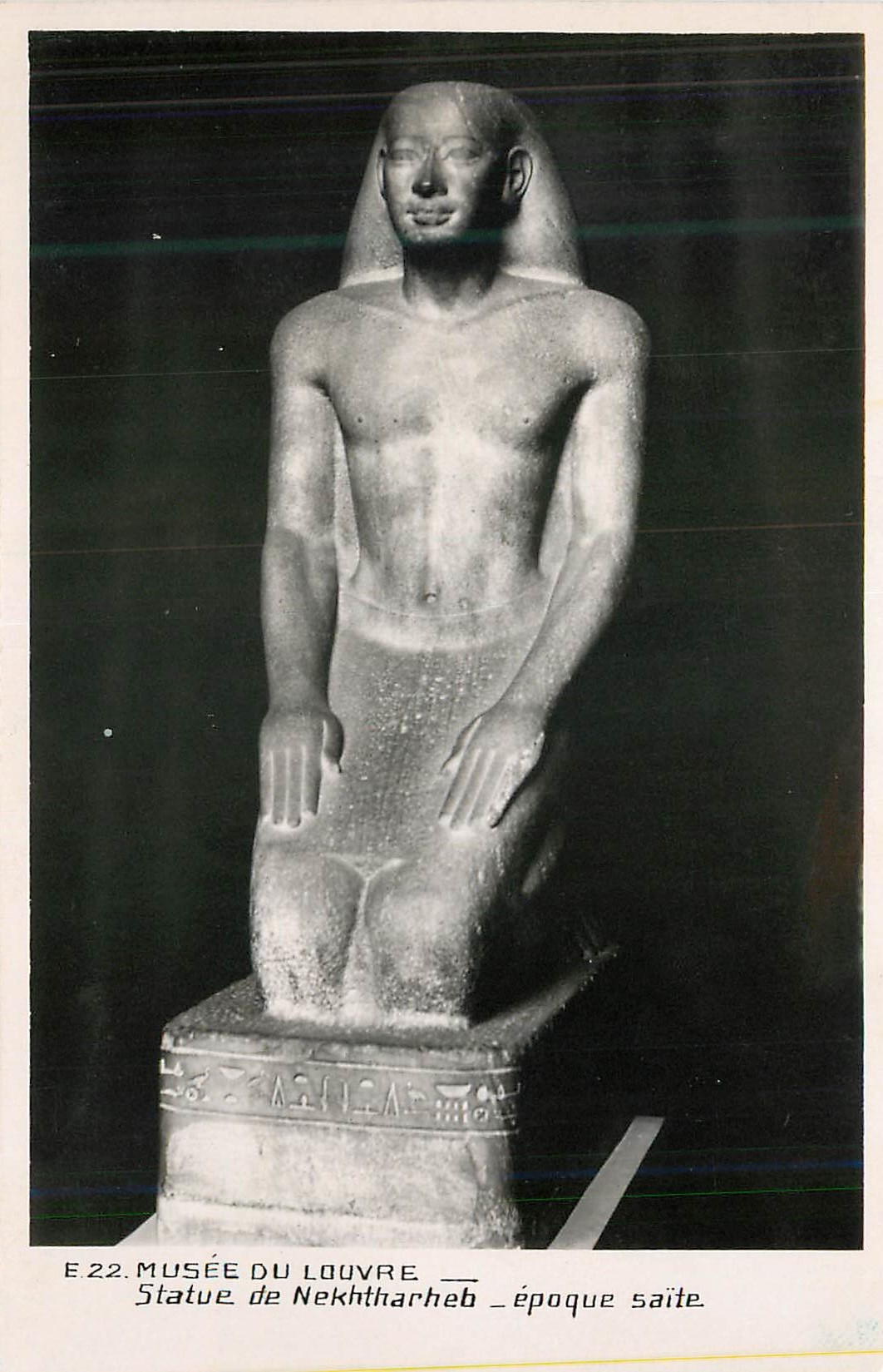 CPA Musee du Louvre Statue de Nekhtharheb Epoque Saite
