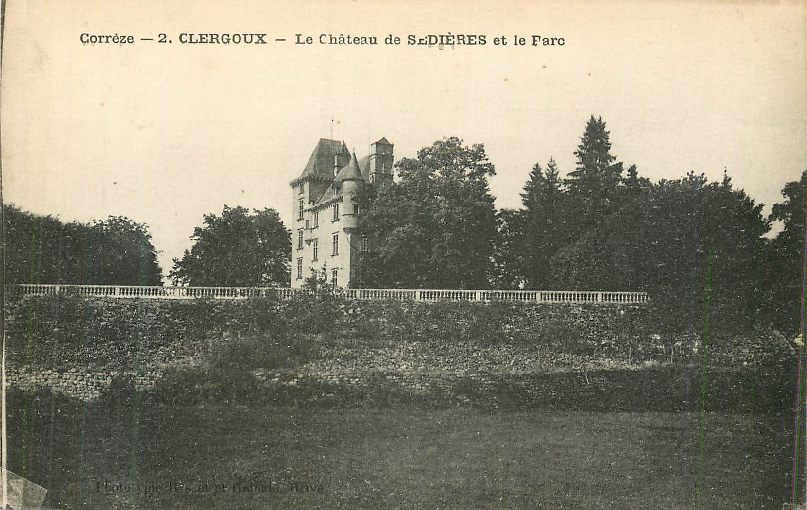 CPA Correze Clergoux Le Chateau de Sedieres et le parc