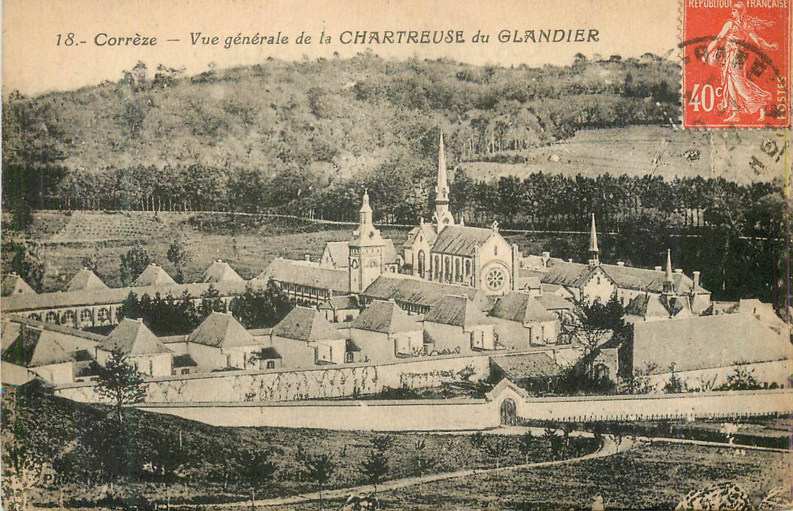 CPA Correze Vue Generale de la Chartreuse du Glandier