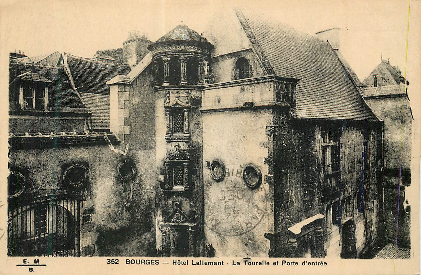 CPA Bourges Hotel Lallemant La Tourelle et Porte d'Entree