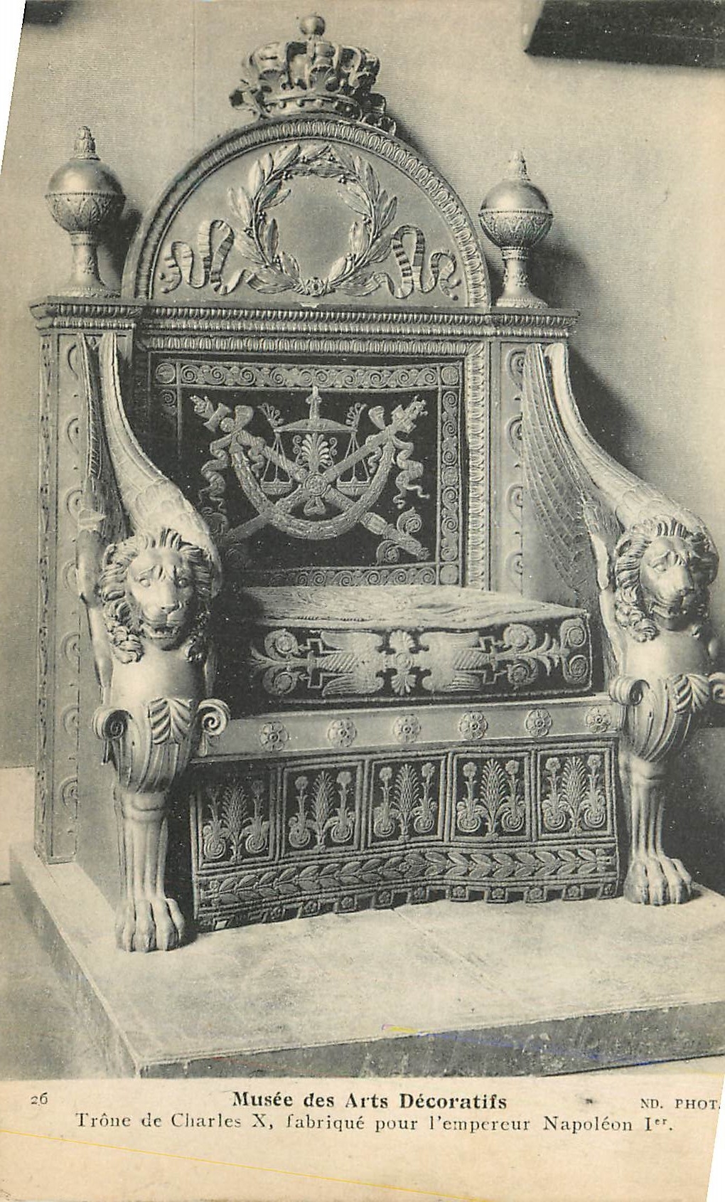 CPA Musee des Arts Decoratifs Trone de Charles X Fabrique pour l'Empereur Napoleon Ier