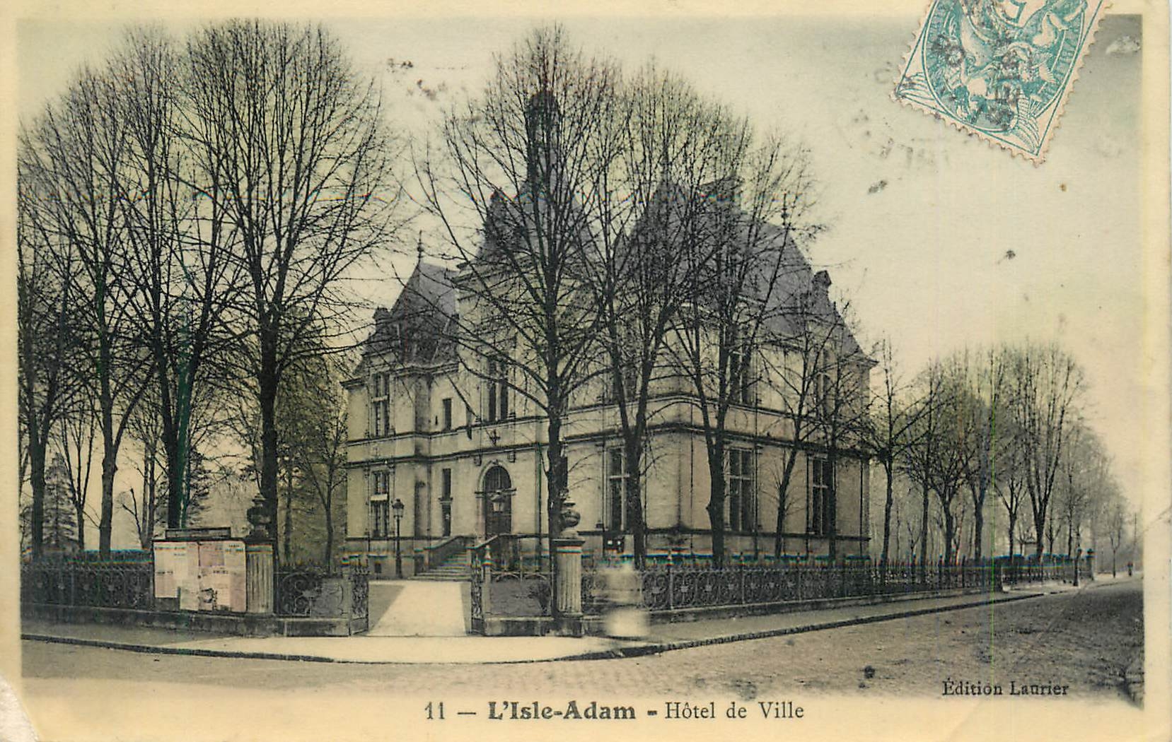 CPA L'Isle Adam Hotel de Ville