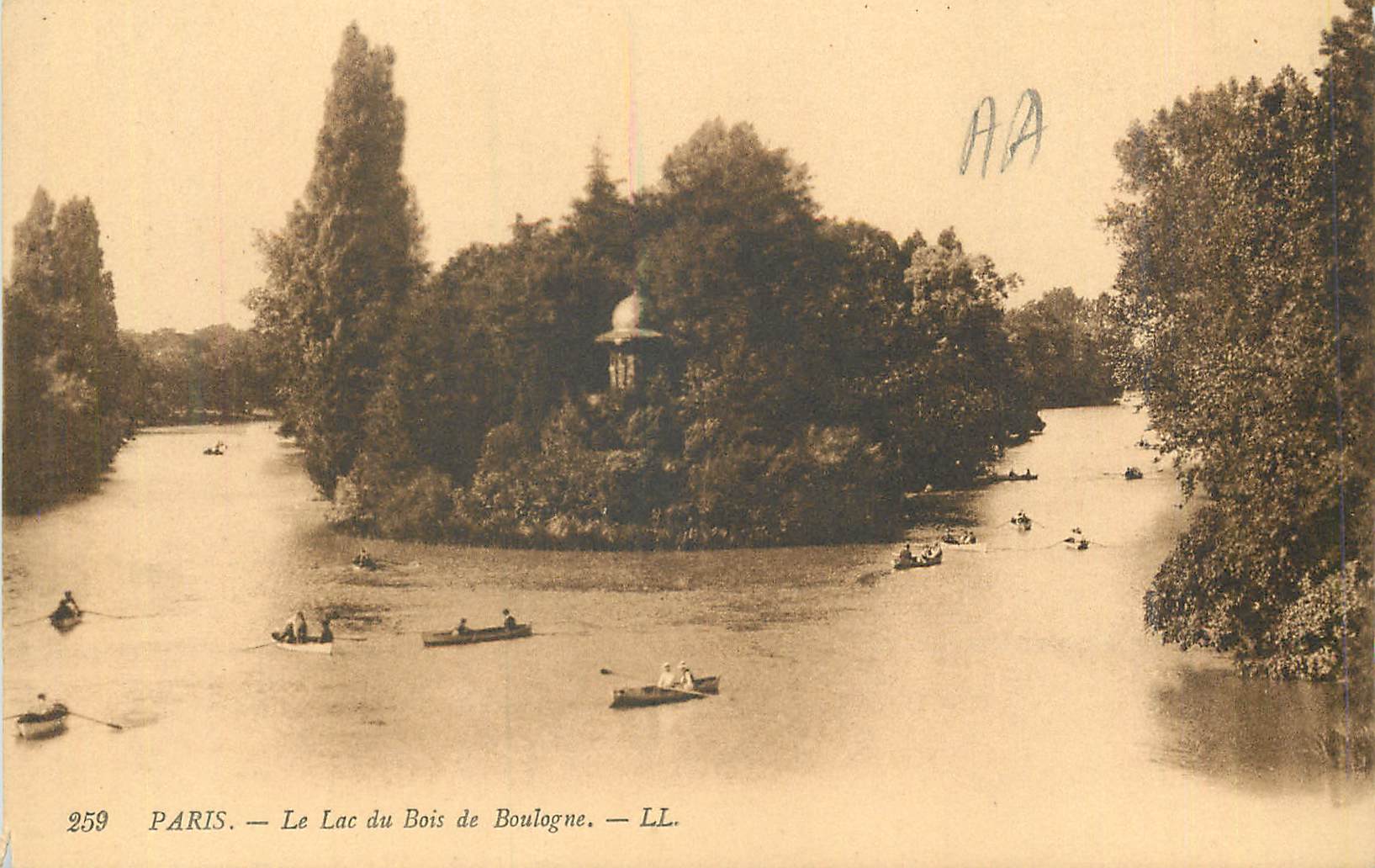 CPA Paris Le Lac du Bois de Boulogne