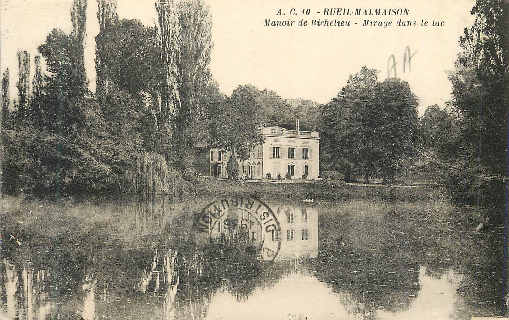 CPA Rueil Malmaison Manoir de Richelieu Mirage dans le Lac