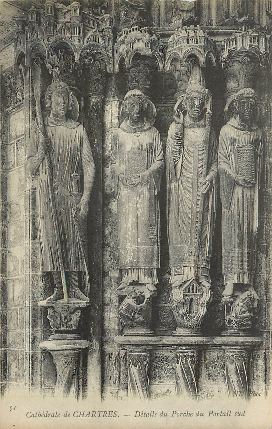 CPA Cathedrale de Chartres Details du Porche du Portail Sud