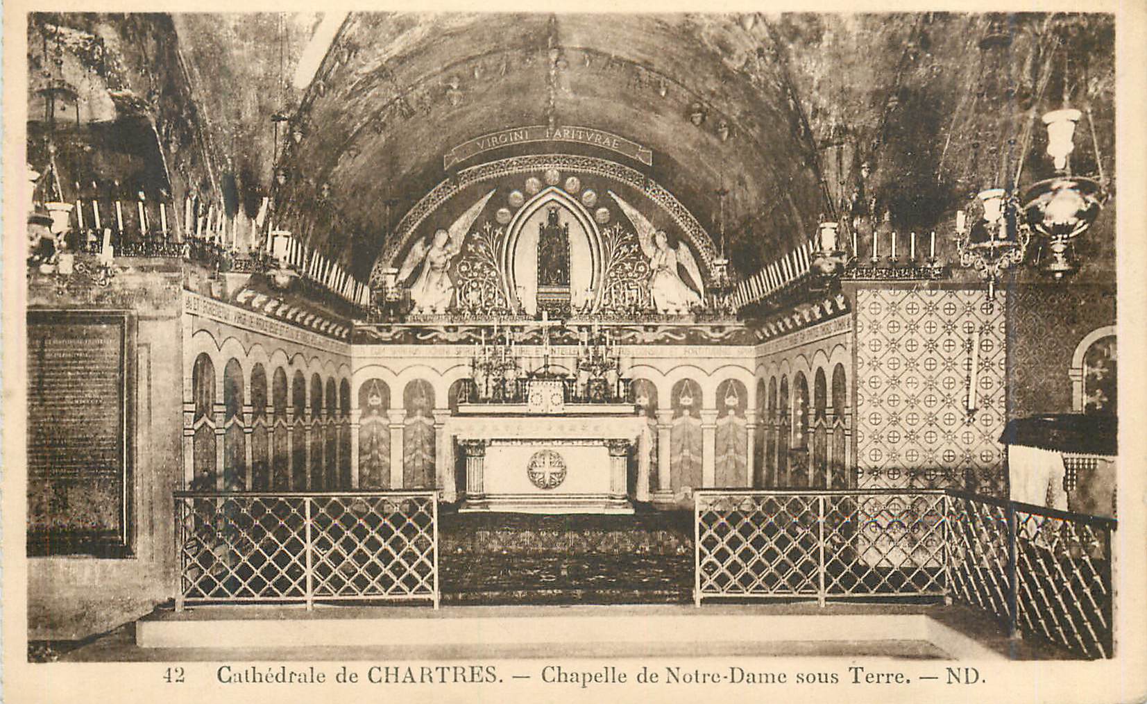 Cathédrale de CHARTRES — Chapelle de Notre-Dame sous Terre — ND.