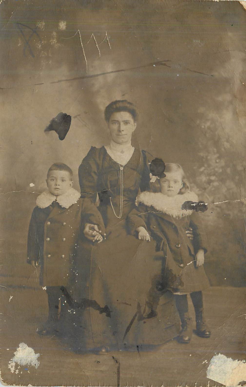 CARTE PHOTO Femme Enfants