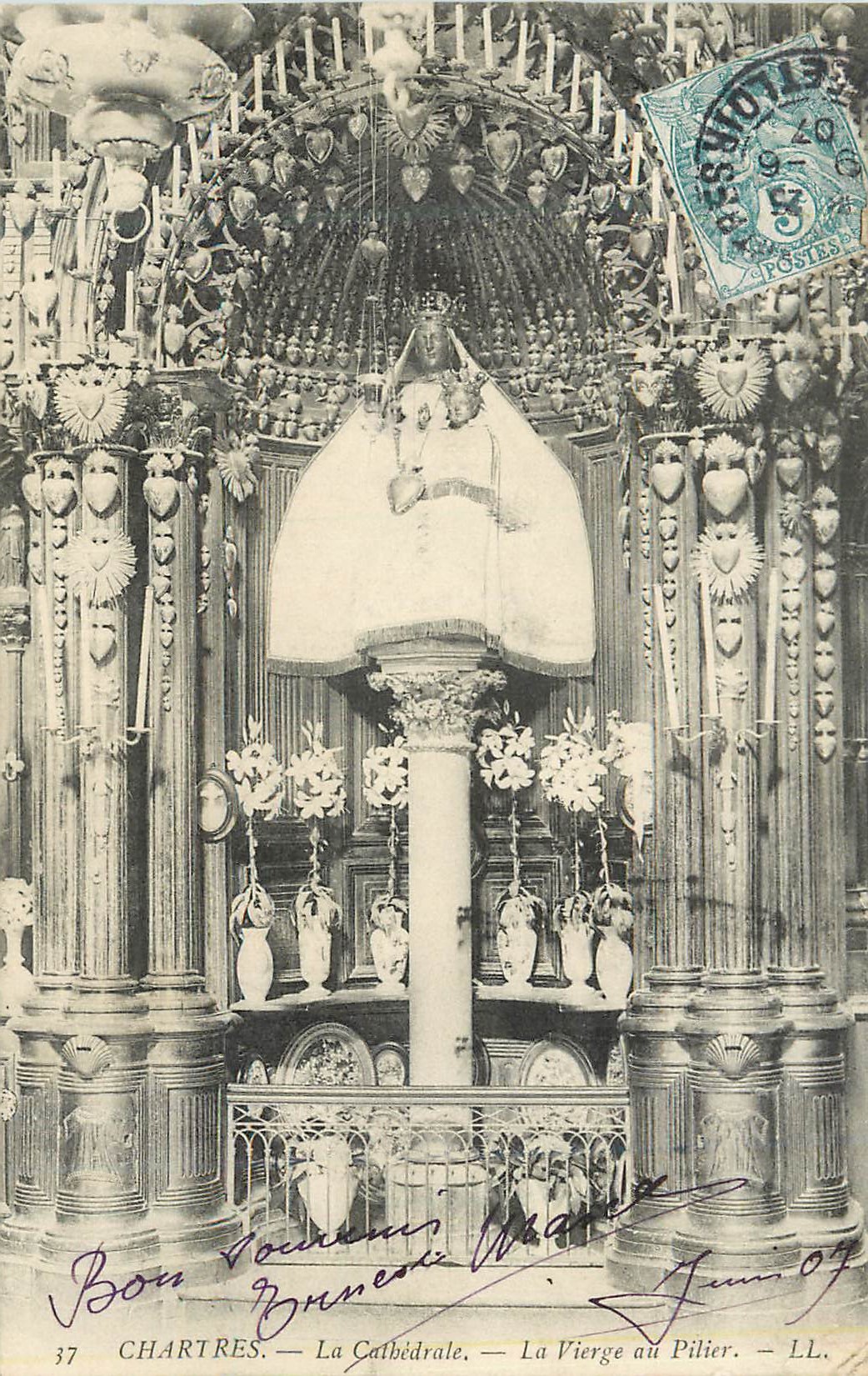 CPA Chartres la Cathedrale La Vierge au Pilier