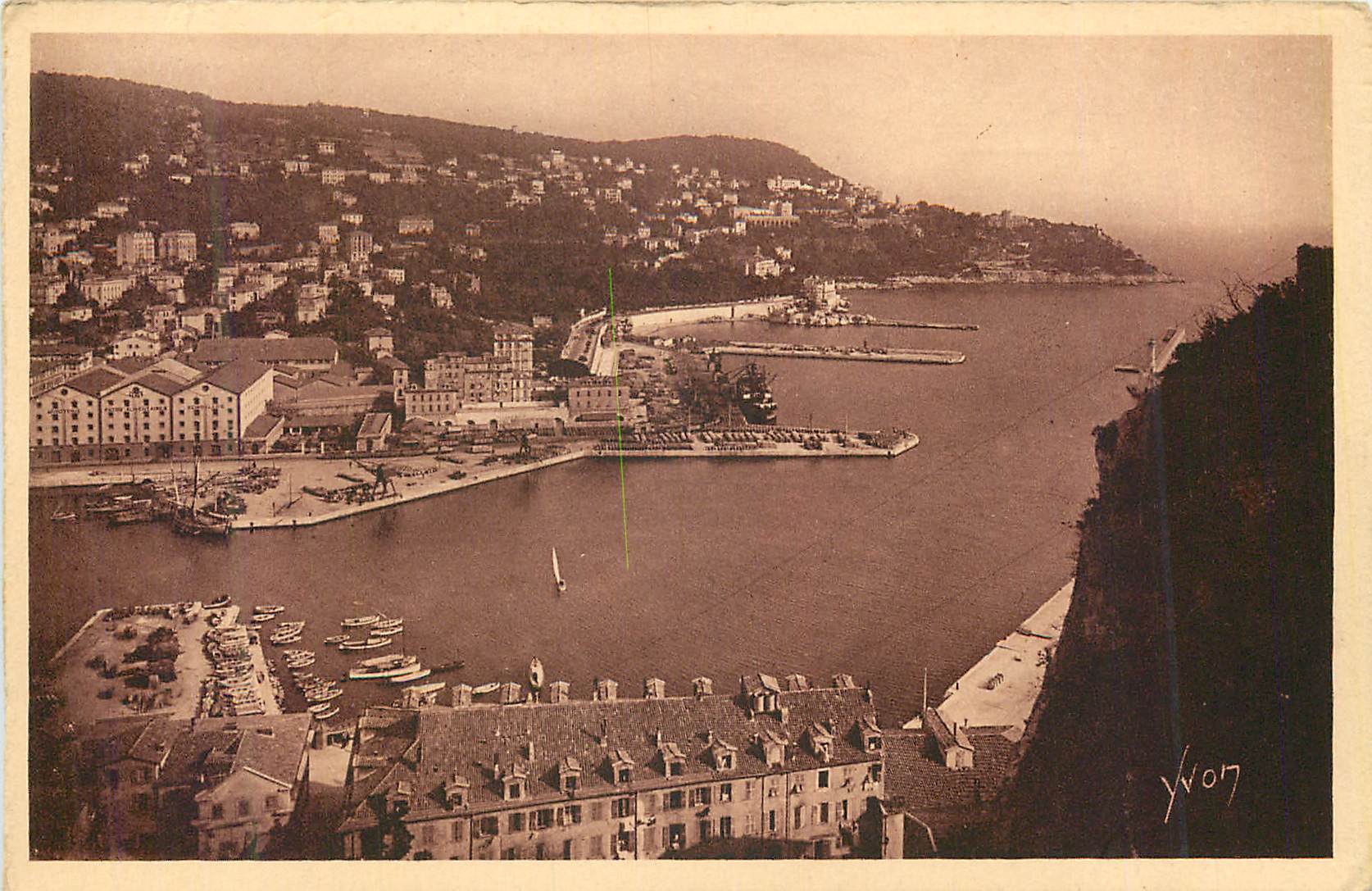 CPA Cote d'Azur Nice (Alpes Maritime) Entree du Port Mont Boron
