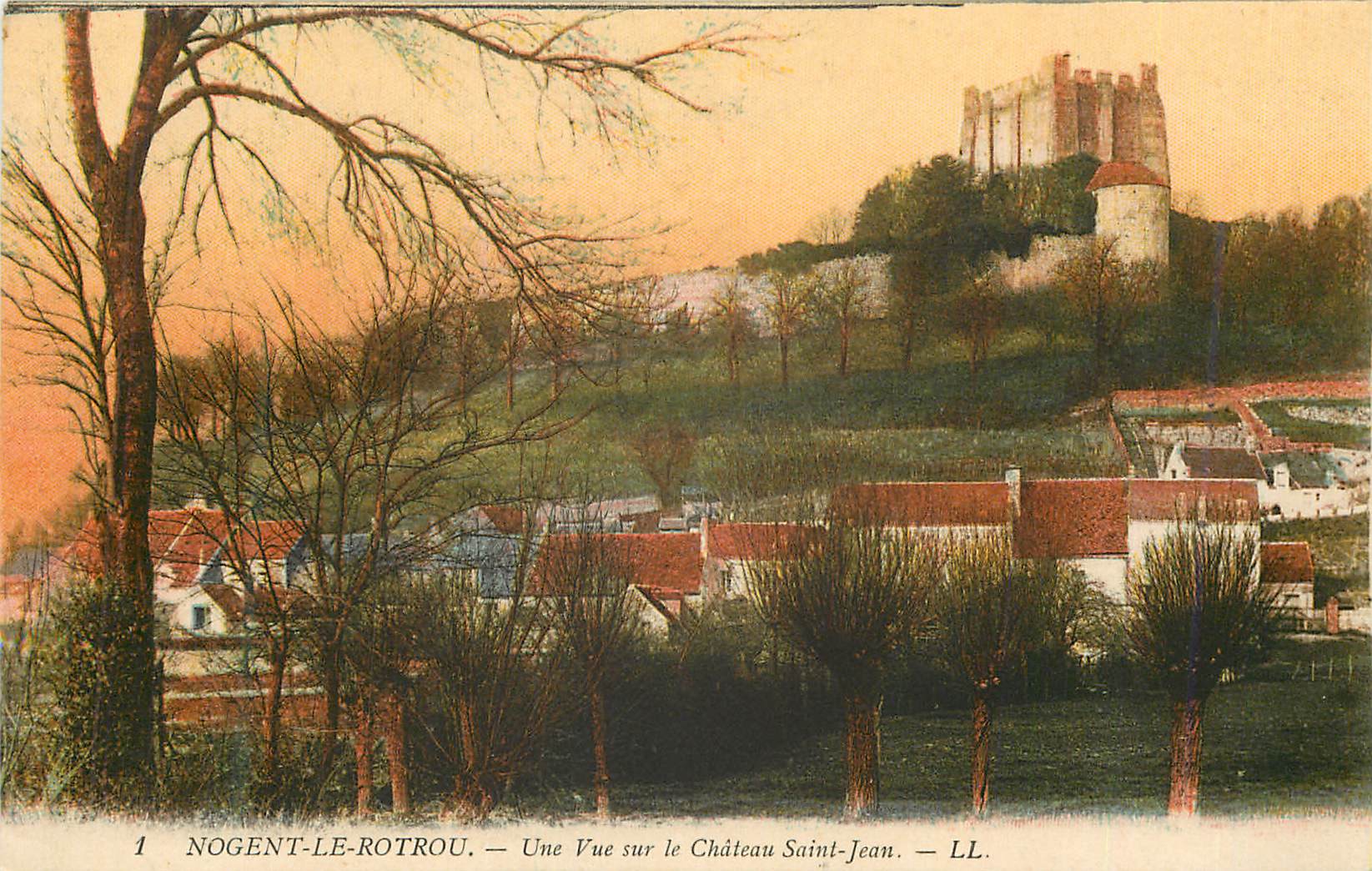 Nogent-le-Rotrou — Vue sur le Château Saint-Jean — LL.