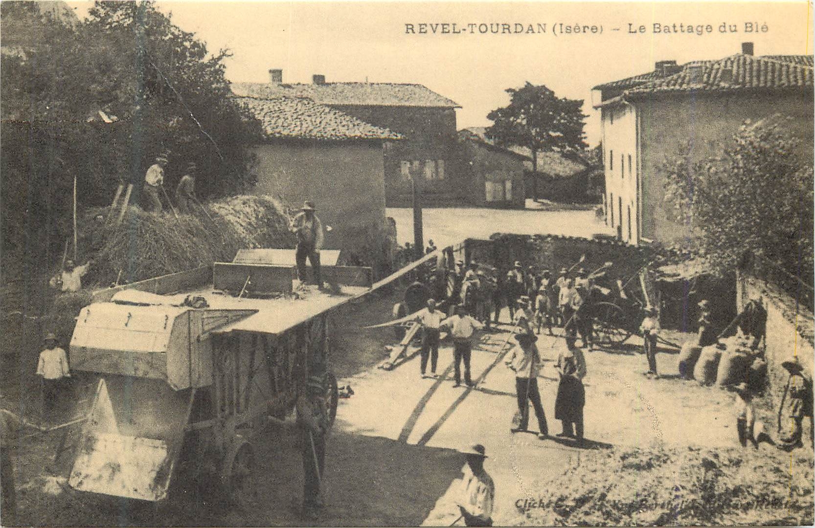 REPRO Revel Tourdant (Isere) Le Battage du Ble