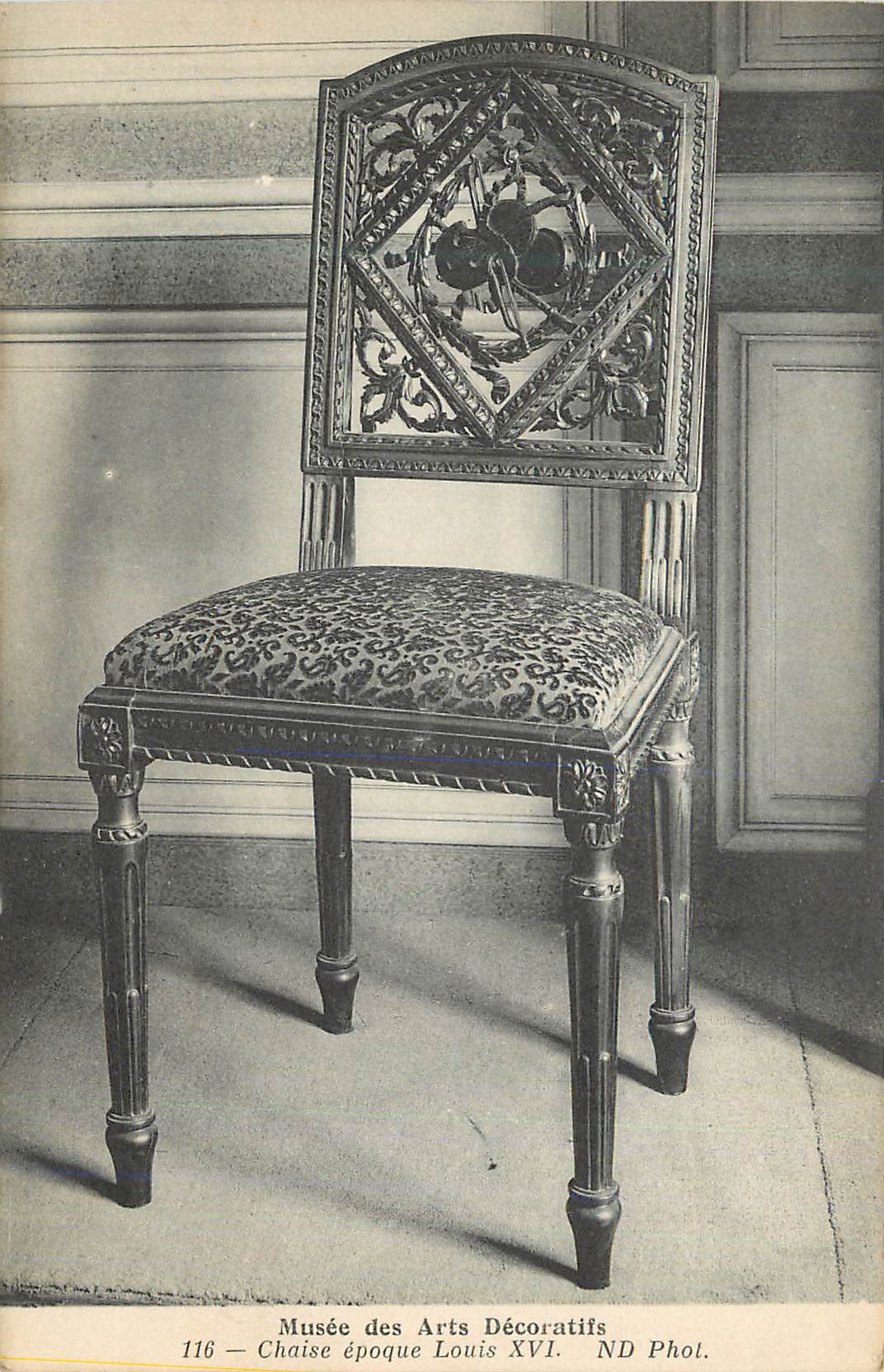 CPA Musee des Arts Decoratifs Chaise Epoque Louis XVI