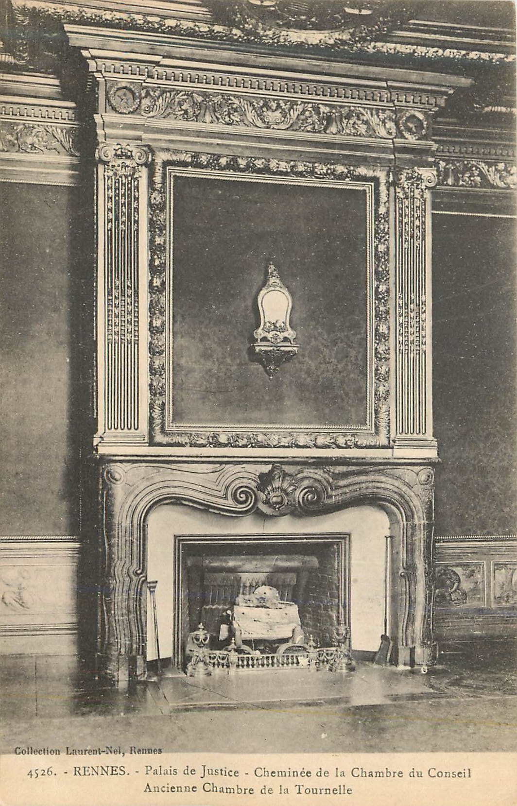 Rennes - Palast der Gerechtigkeit - Kamin der Ratssitzung (ehemalige Kammer der Tournelle) — Sammlung Laurent-Nei, n°4526