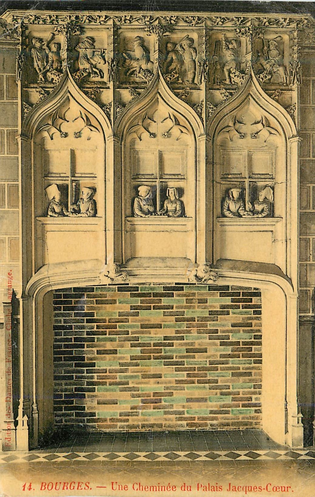 CPA Bourges Une Cheminee du Palais Jacques Coeur