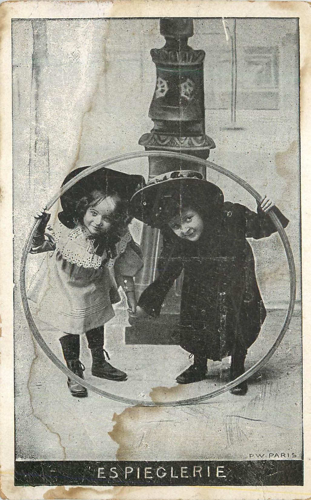 CPA Espieglerie Paris Enfants