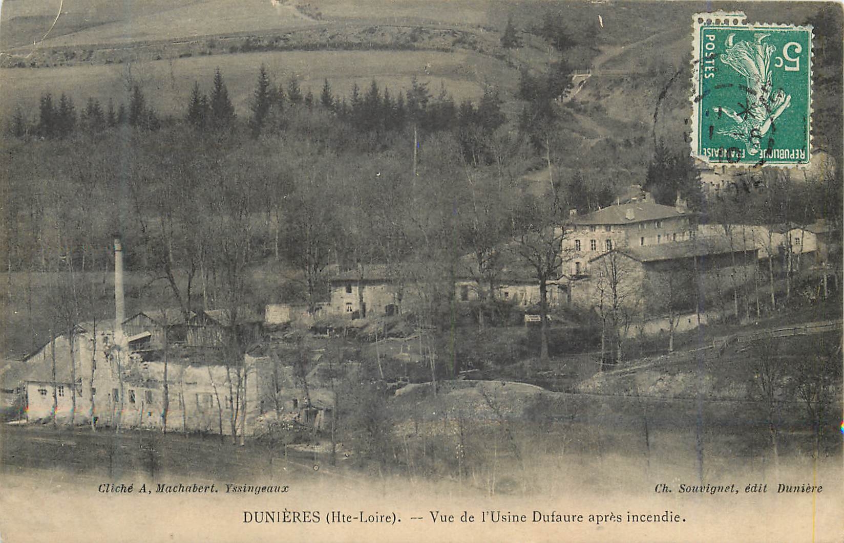 CPA Dunieres (Hte Loire) Vue de l'Usine Dufaure apres Incendie