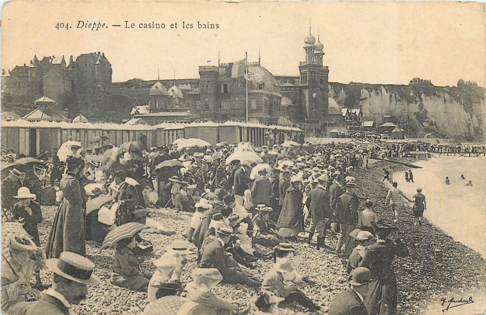 CPA Dieppe Le Casino et les Bains