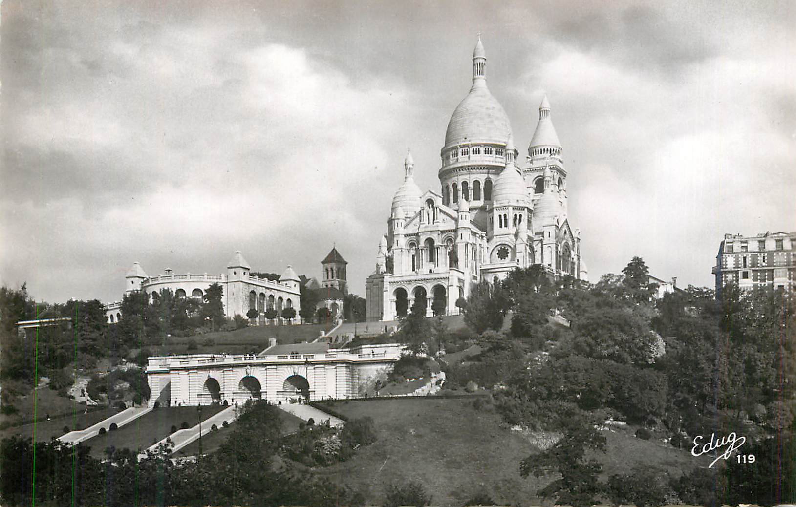 CPM Paris Le Sacre Coeur