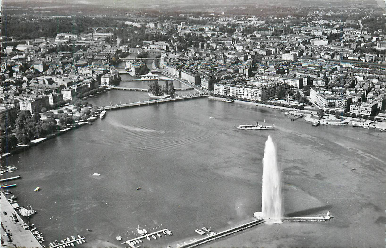 CPM Geneve Vue Aerienne du Jet d'Eau la Rade et la Ville