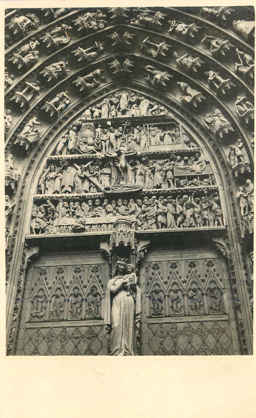 CPA Portail cathedrale