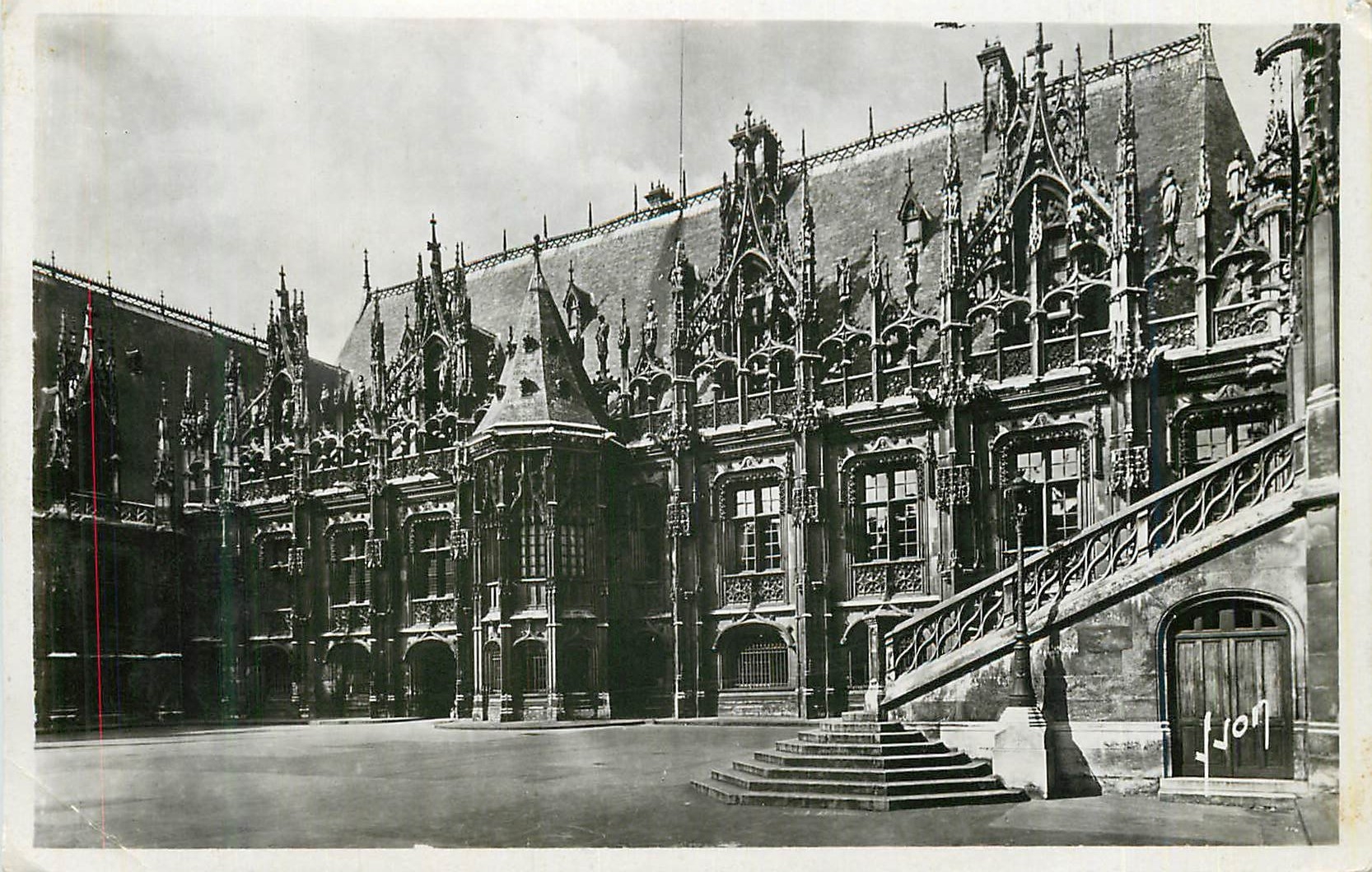CPM Rouen (Seine Inf) Palais de Justice (1499)