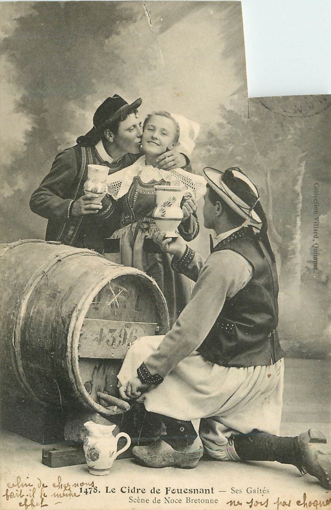 CPA Le Cidre de Fouesnant Ses Gaites Scene de Noce Bretonne