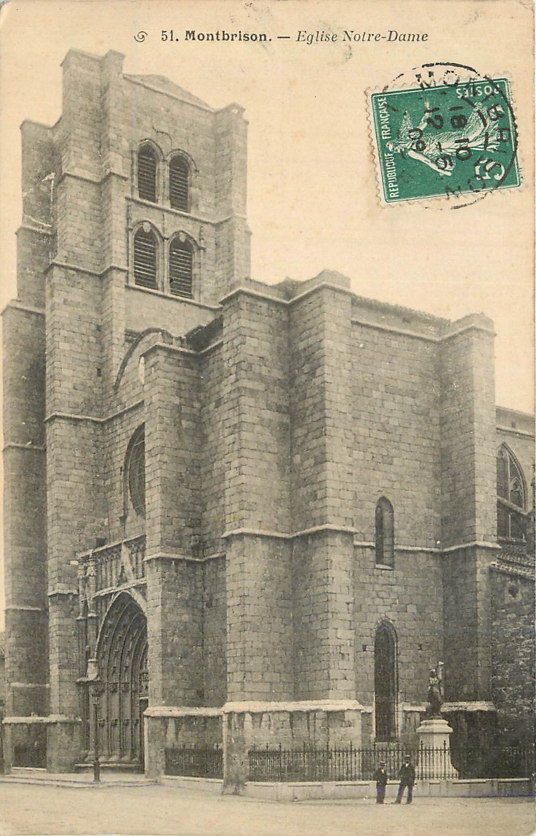 CPA Montbrison Eglise Notre Dame