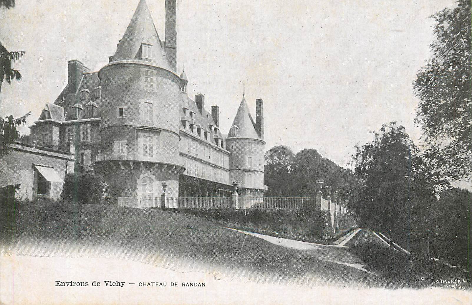 CPA Environs de Vichy Chateau de Randan