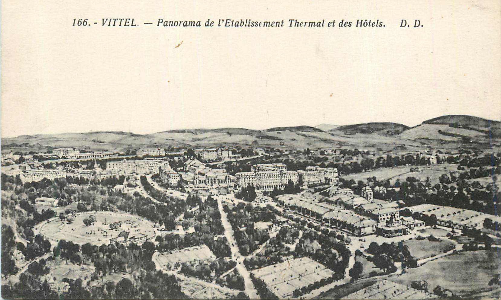 CPA Vittel Panorama de l'Etablissement Thermal et des Hotels