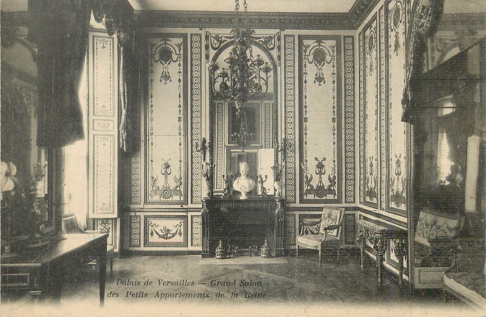 CPA Palais de Versailles  Grand salon les Petits Appartements de la Reine