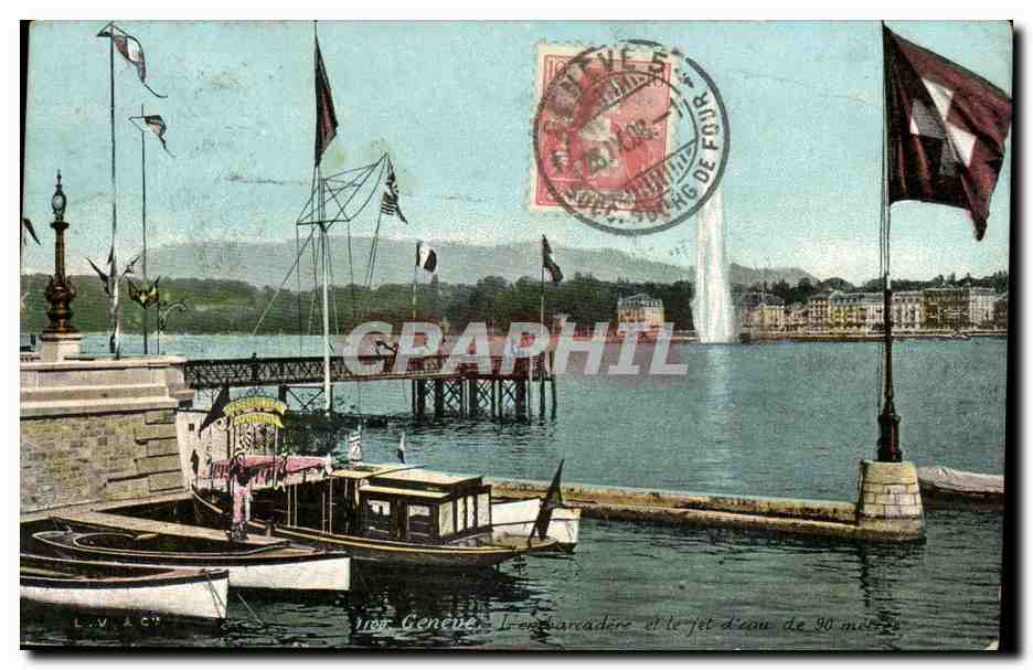 CPA Suisse Geneve L'embarcadere et le jet d'eau