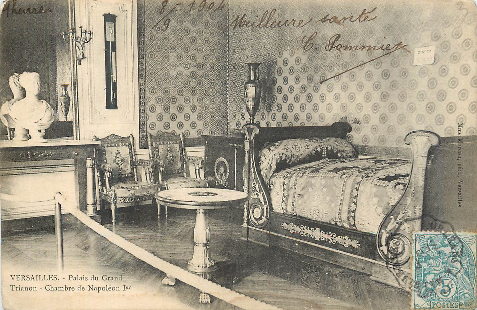 CPA Versailles Palais du Grand Trianon Chambre de Napoleon 1er