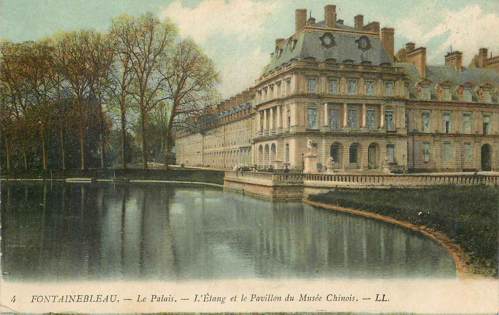 Fontainebleau — El Palacio, El Estanque y el Pabellón del Museo Chino — LL