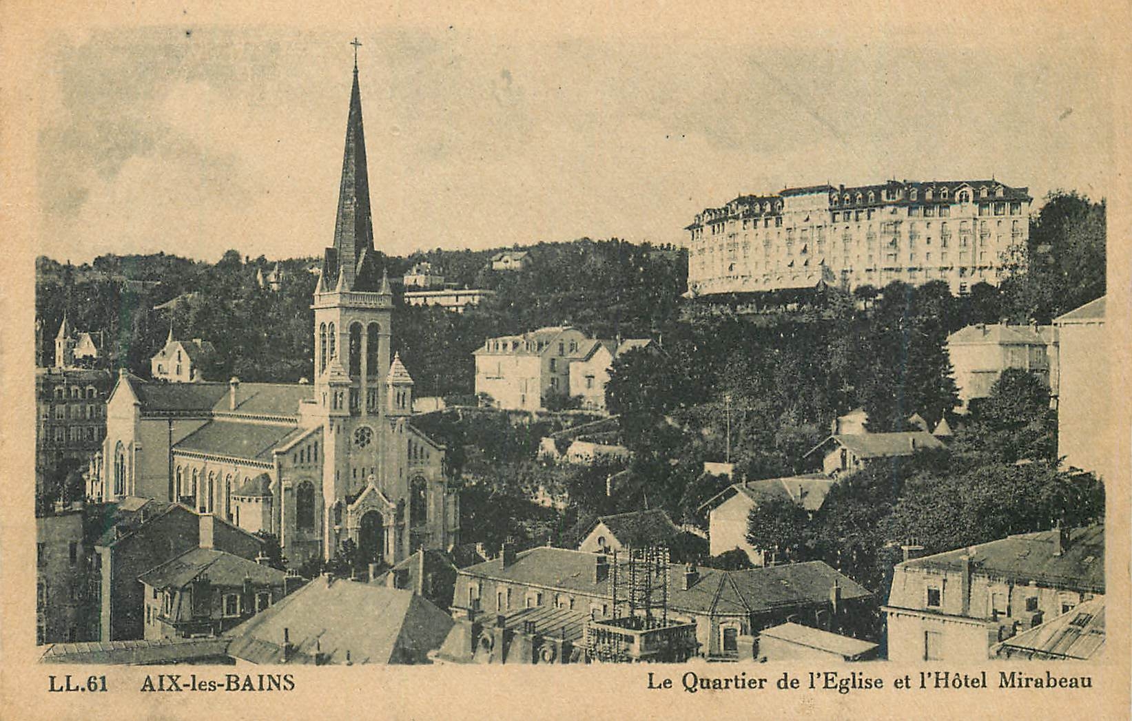 CPA Aix les Bains le Quartier de l'Eglise et l'Hotel Mirabeau