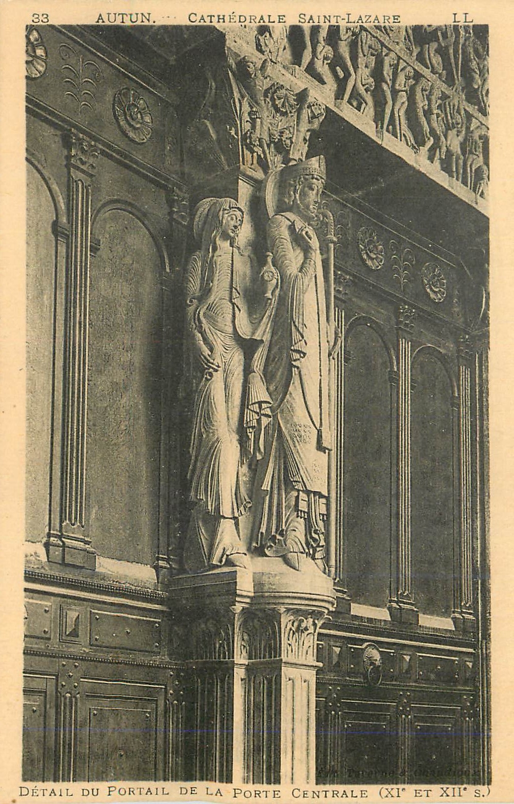 Autun — Détail du portail de la porte centrale de la cathédrale Saint-Lazare — LL