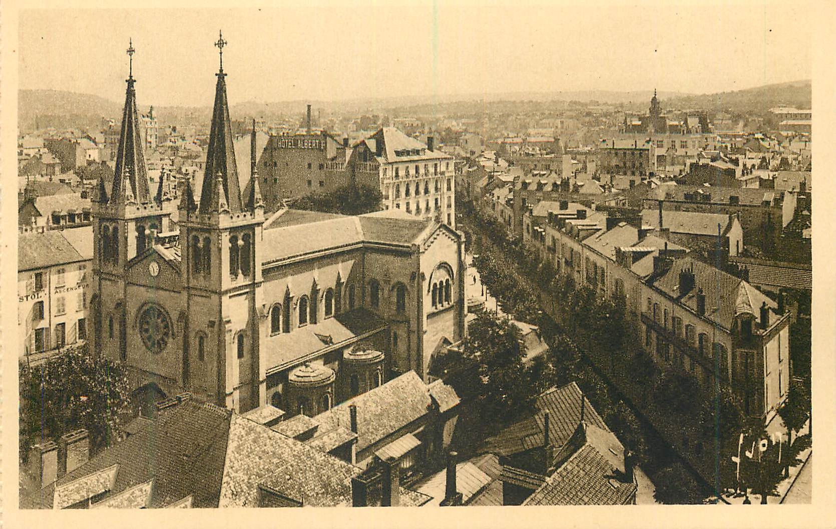 CPA Vichy (Allier) Vue Generale et Eglise Saint Louis