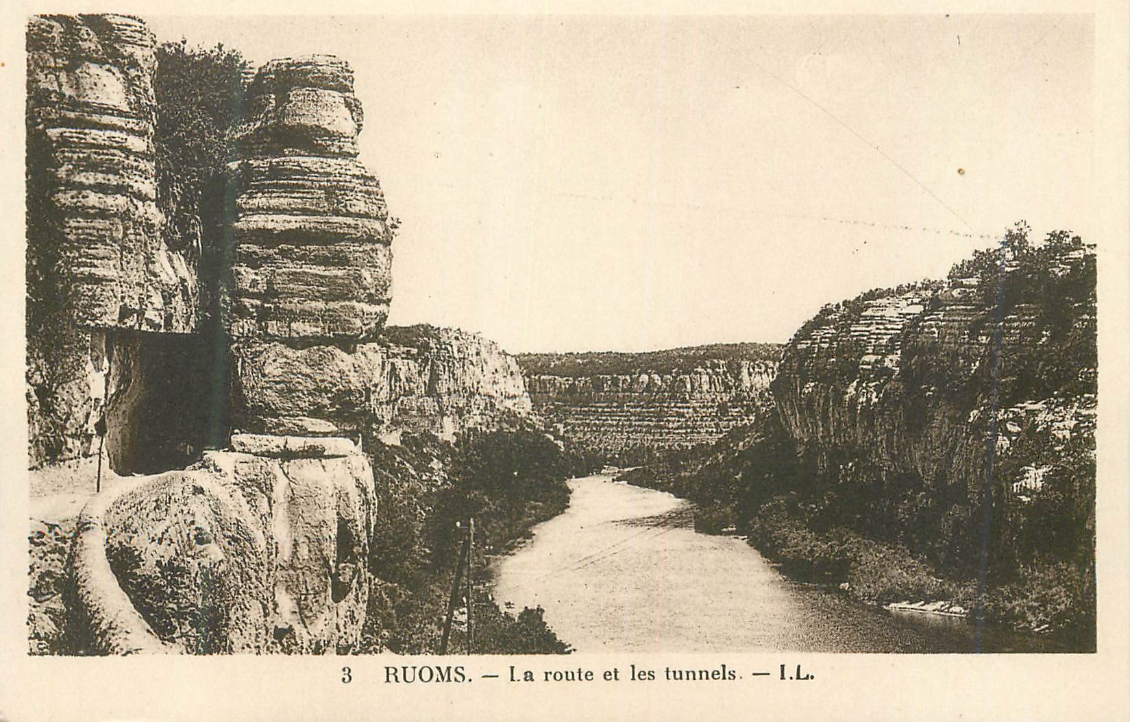 CPA Ruoms La Route et Les Tunnels
