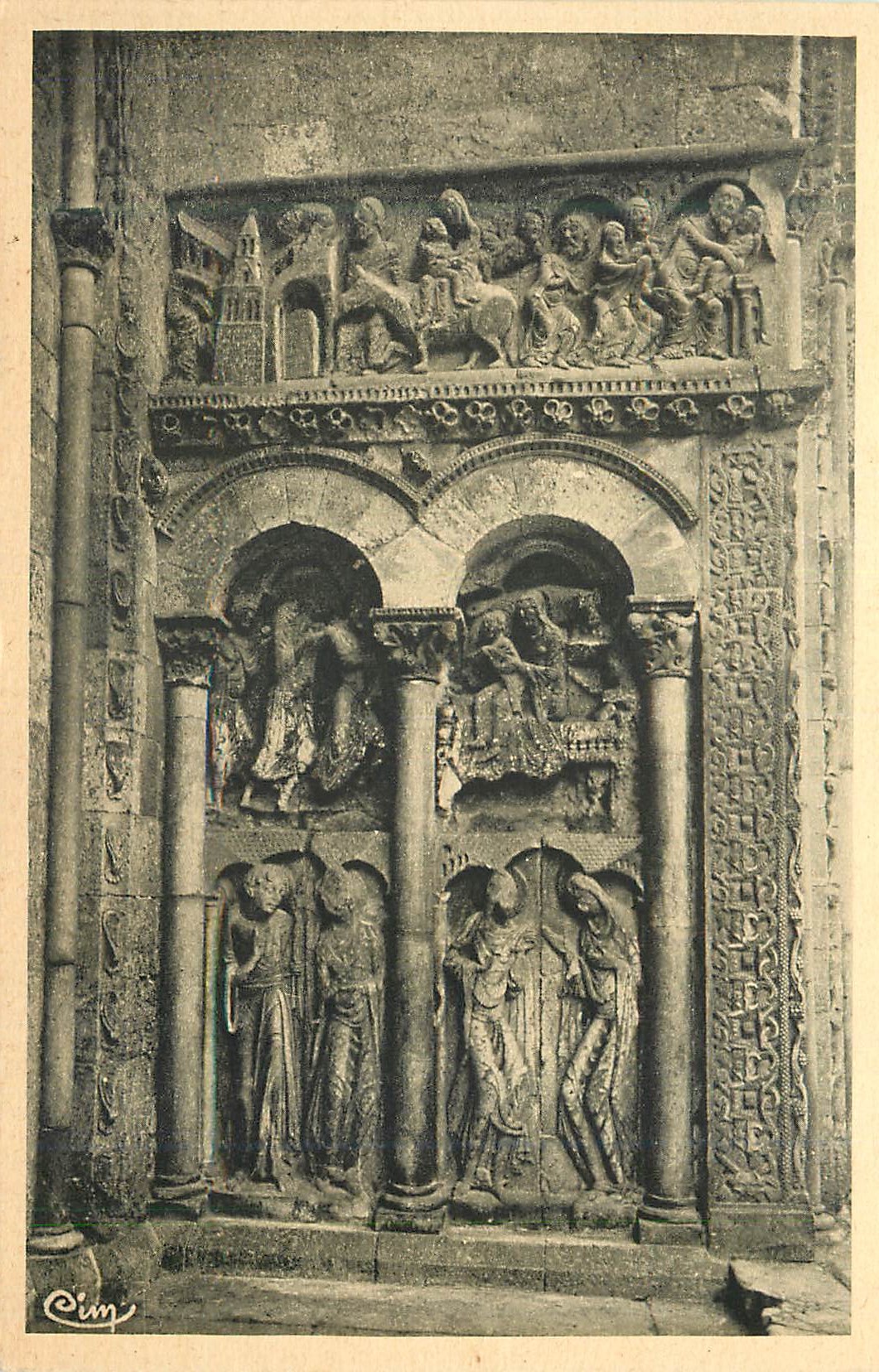 CPA Moissac (Tarn et Gar) Eglise Abbatiale St Pierre Le Porche (Bas Cote Droit XIIe S)