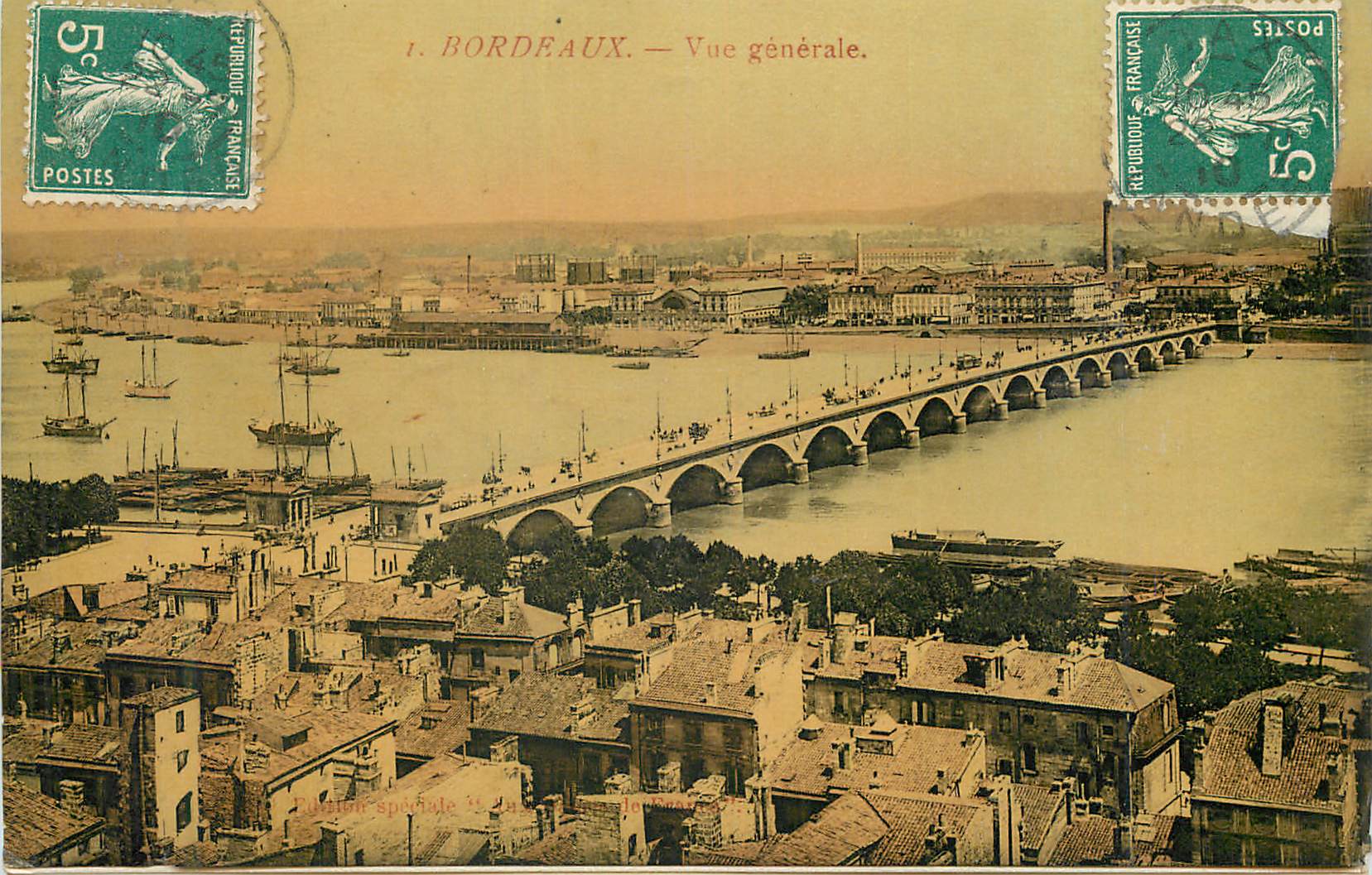 CPA Bordeaux Vue Generale