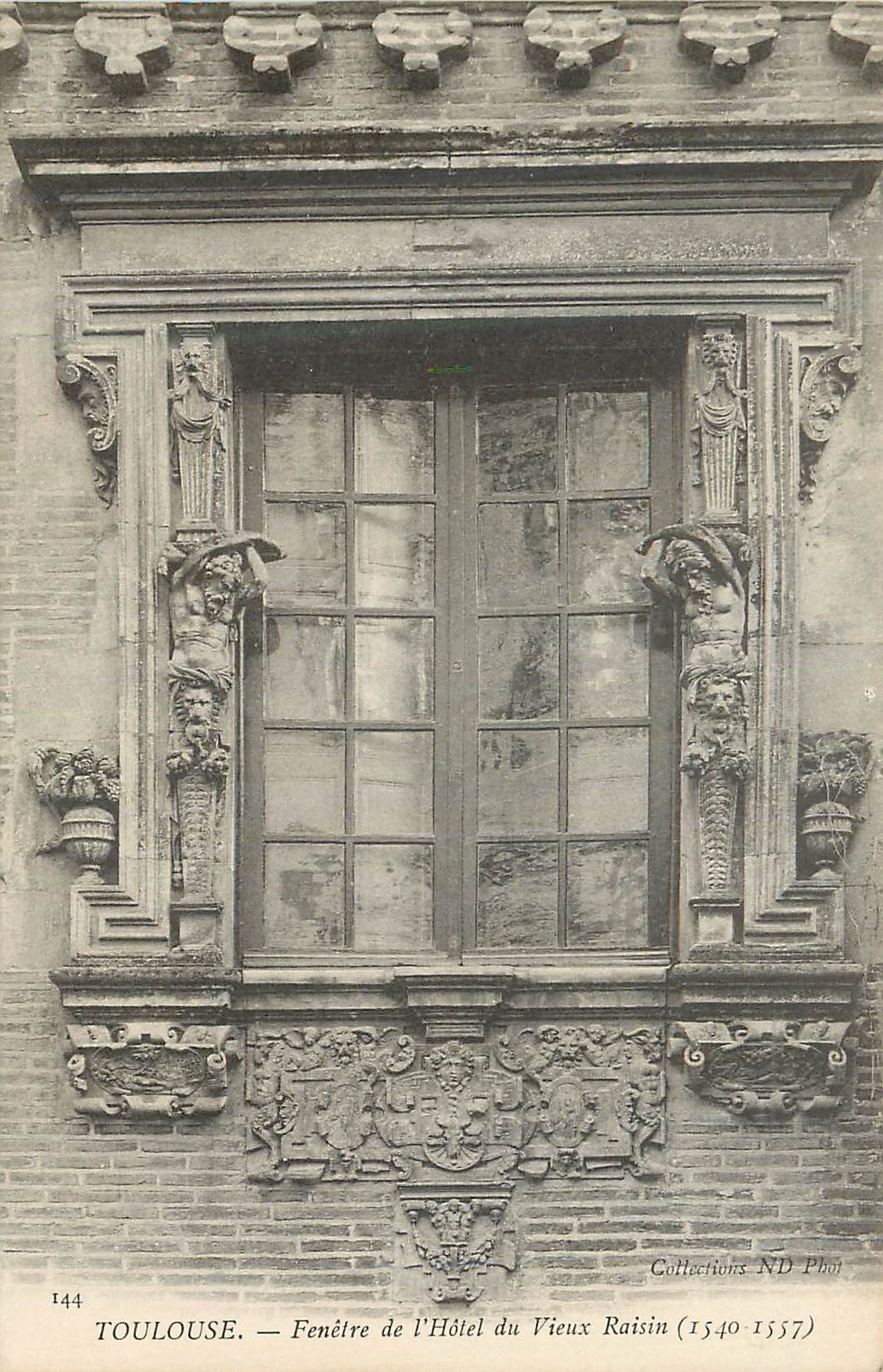 Toulouse — Fenster des Hôtel du Vieux Raisin (1540-1557) — Collections ND Phot