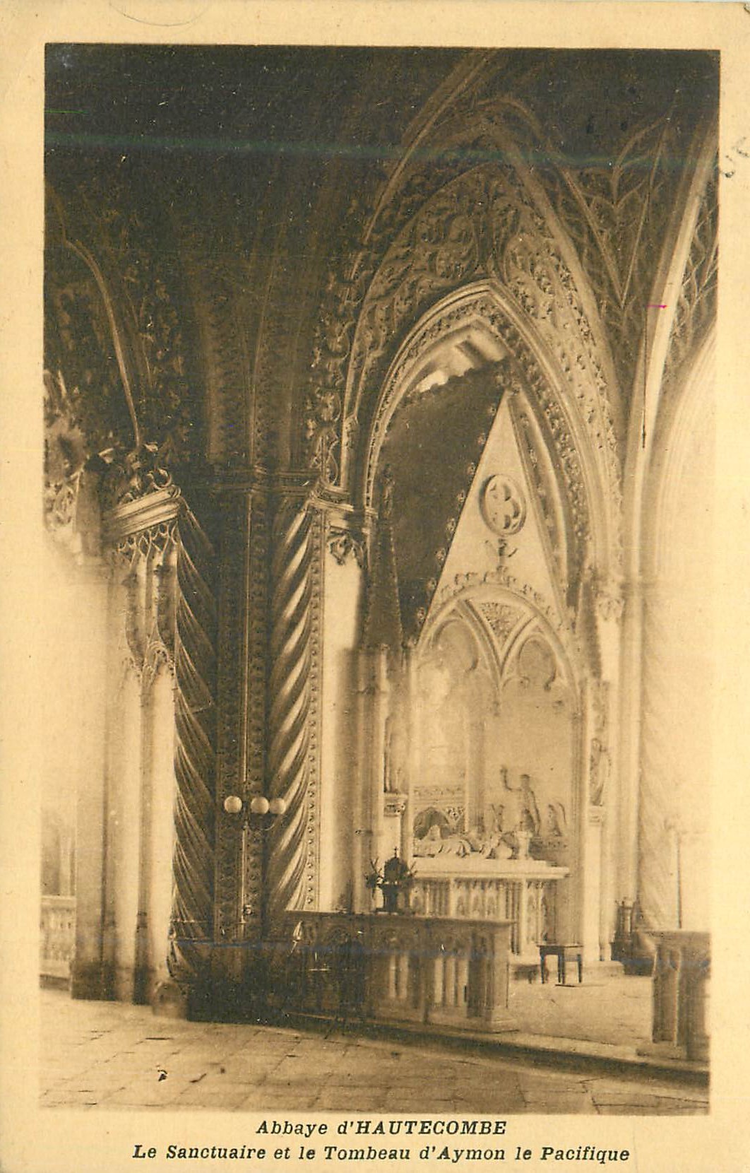 CPA Abbaye d'Hautecombe Le Sanctuaire et le Tombeau d'Aymon le Pacifique