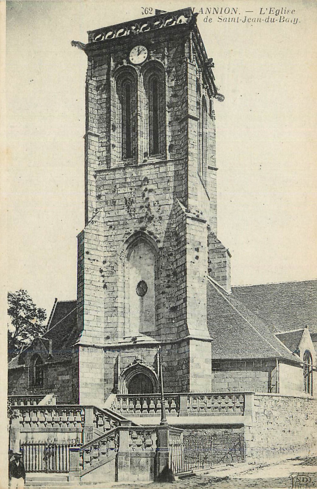 CPA Lannion L'Eglise de Saint Jean
