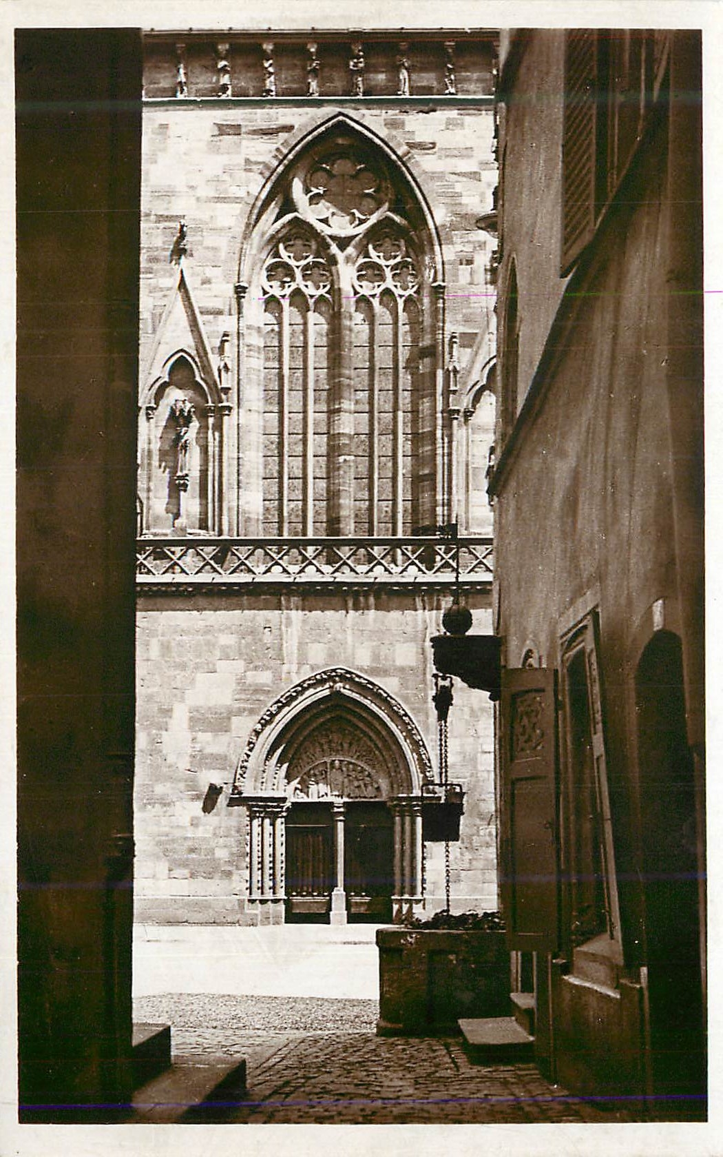 CPM Le Vieux Colmar Vieux Puits et Transept de la Cathedrale